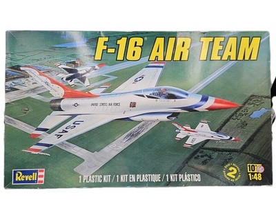 Revell 85-5326 F-16 Air Team 1:48 Modell - Bausatz angefangen