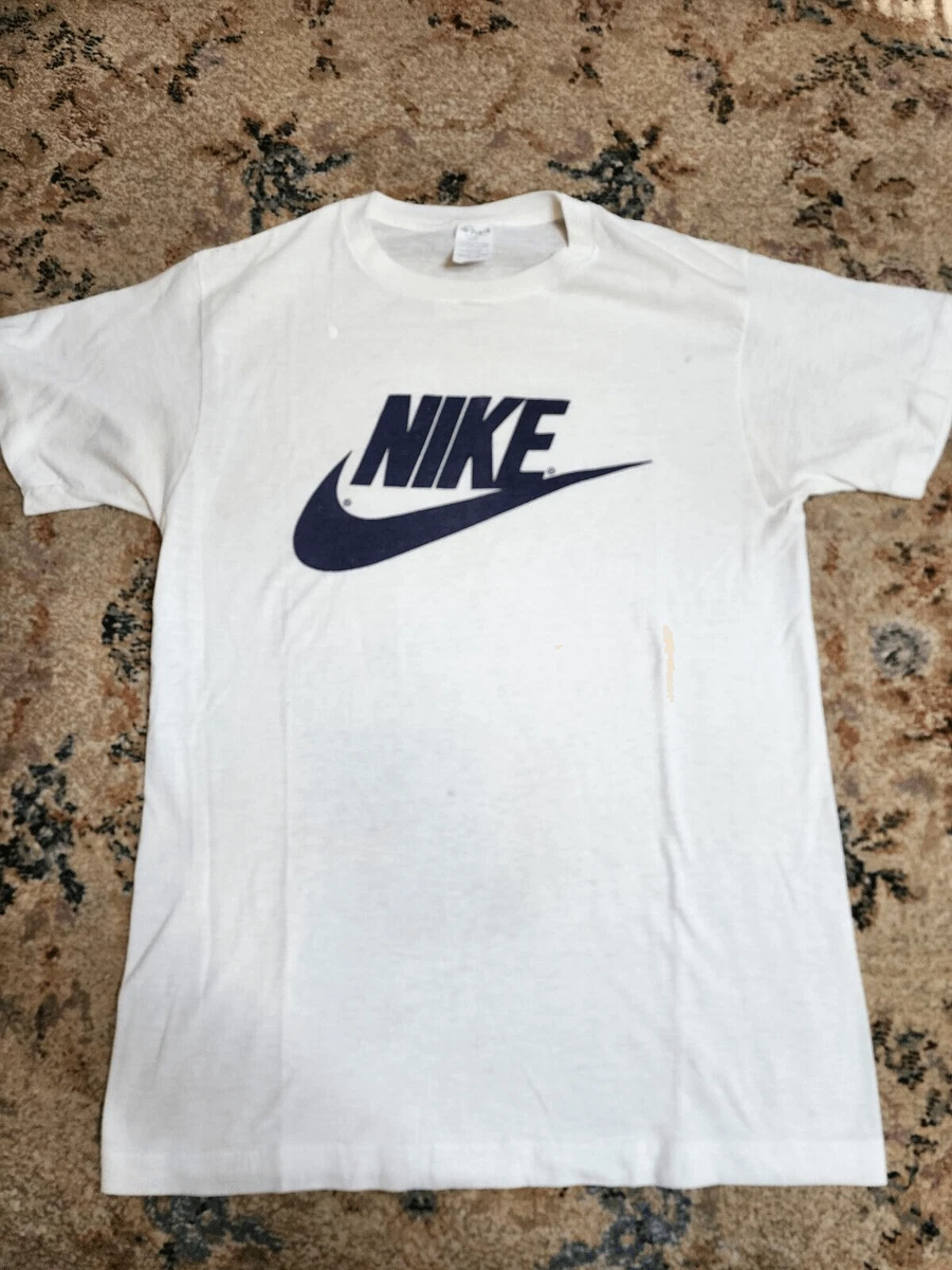 Early top nike logo
