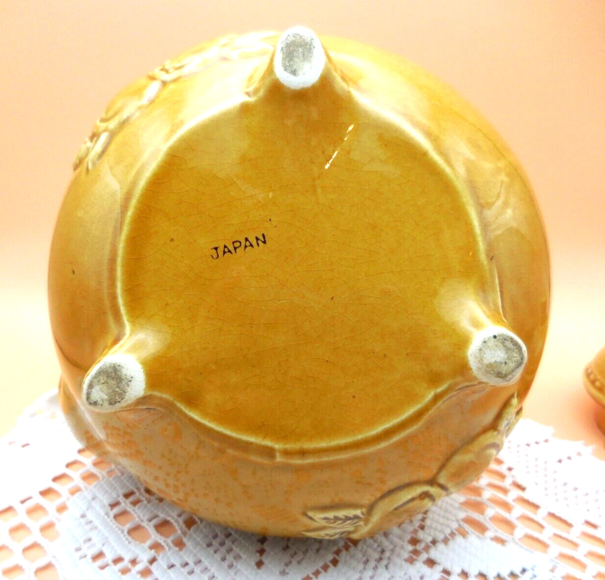 Honey Brown Rustic Fruit Ceramic Spring Wire Handle 7 IN Round Teapot (BIN GW71)