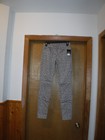 Picture 4 of 64