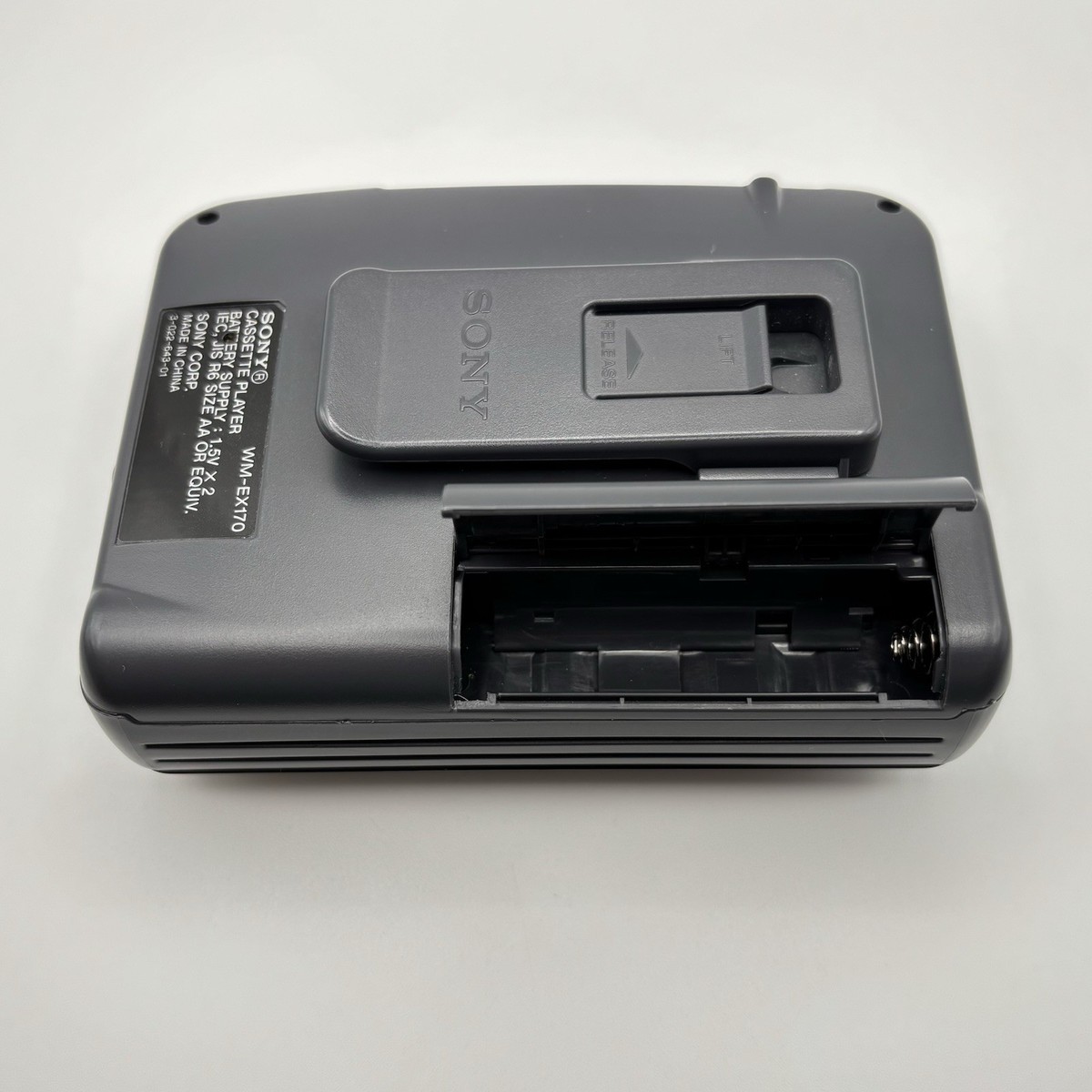 SONY WALKMAN カセットプレーヤー WM-170 Sony Walkman WM-EX170 Cassette Player - New Belt