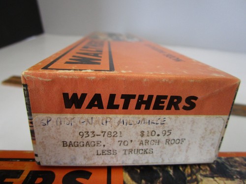 Walthers HO Escala 1/87 Modelo Ferrocarril Tren Coche Kit 933-7821 Equipaje Menos Camiones | Condition: New