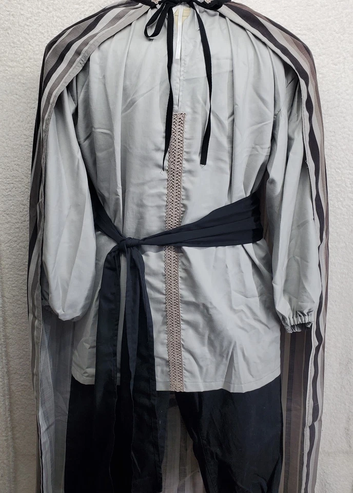 Hombre Pirata Renacimiento Disfraz Capa XL Negro Gris Rayas Halloween 4 Piezas Foto 2 de 4