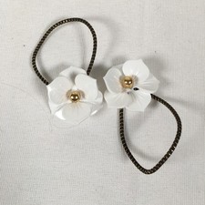 Set of 2 Vtg 80s Soft Plastic White Flower Ponytail Hair Tie Band Beaded Accent