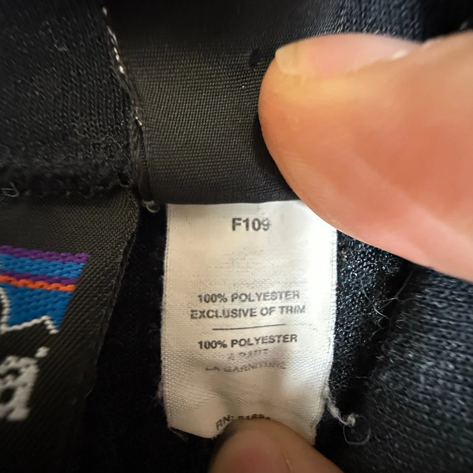 Patagonia Polartec Fleece Vest Black Quarter Zip Sleeveless Men's Small - Image 4 of 4