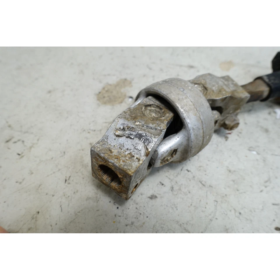 Eje flexible columna de dirección inferior BMW E30 325ix AWD dañado 1988-1991 OEM Foto 3 de 4