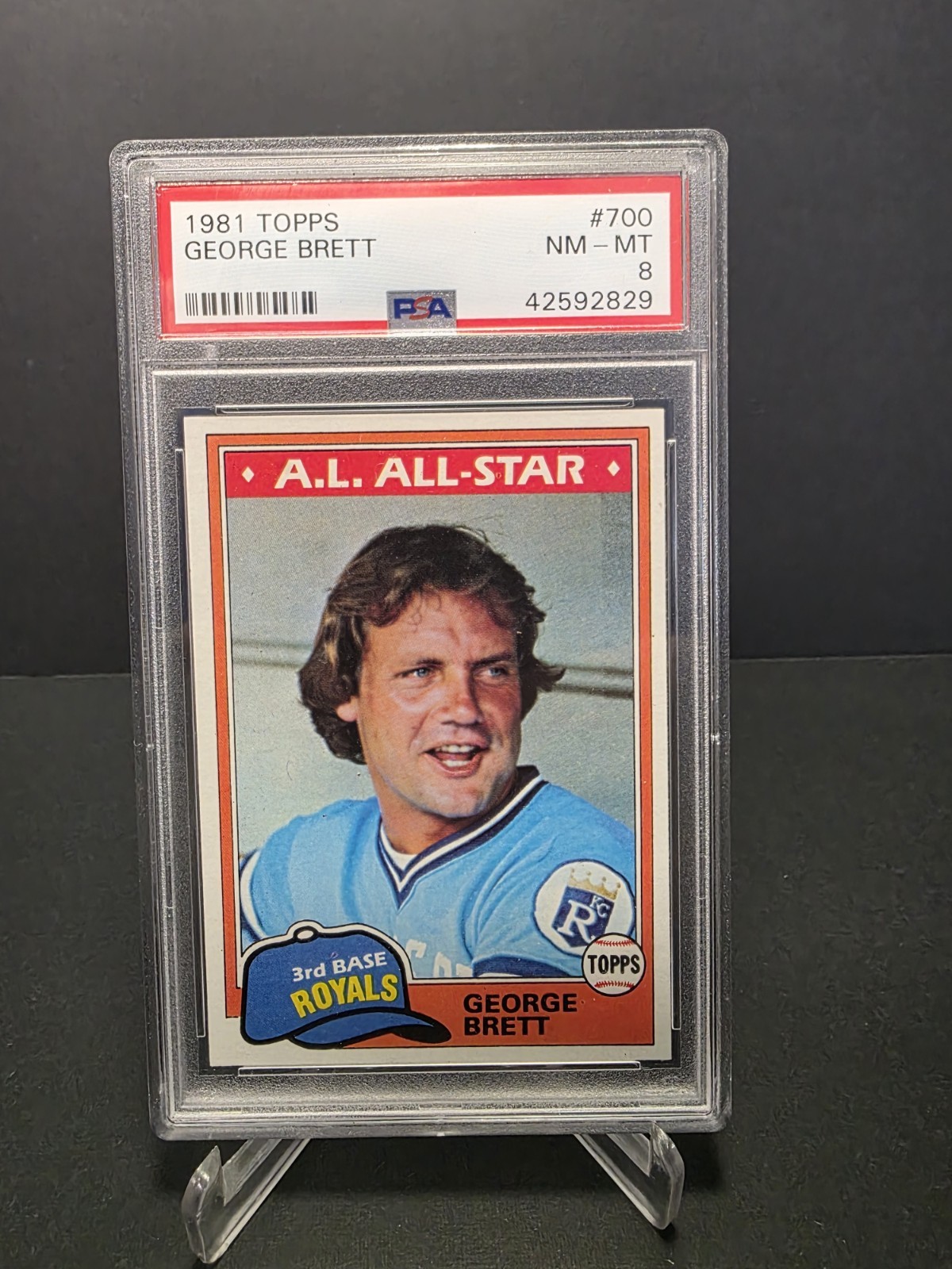 1981 Topps GEORGE BRETT #700 (HOF) PSA 8 ROYALS