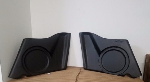 speaker insert for touring bagger 