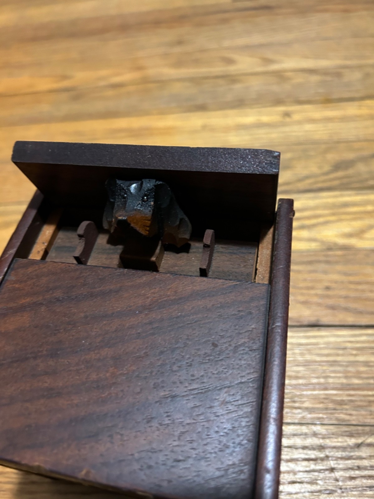 Vintage 1950s Musical Cigarette Dispenser