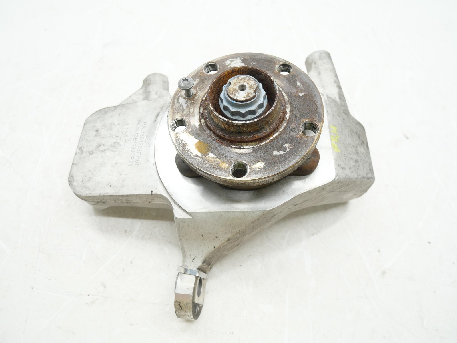 Used Front Passenger Spindle Knuckle Hub RH 2016-2021 McLaren 570S 13B1203CP OEM