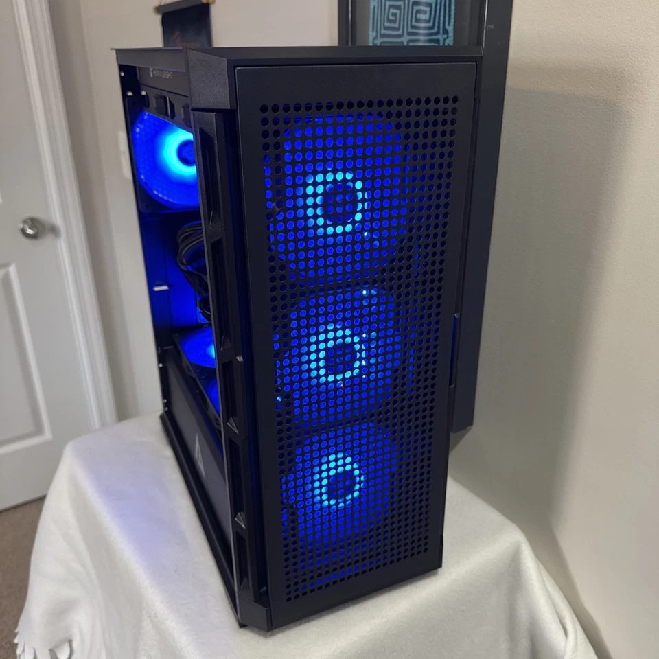 PC para juegos i7 9800X CPU 32 GB Corsair DDR4 1 TB M.2 RX 6600 8 GB GPU Foto 2 de 4