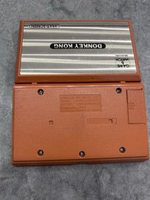 Vintage Nintendo Game & Watch Donkey Kong Multi Screen DK-52 &ndash; 1982