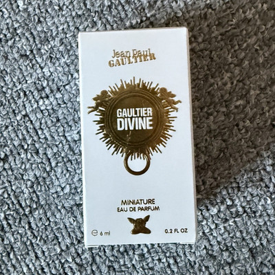 Jean Paul Gaultier Divine Eau de Parfum Miniatur 6 ml Miniaturflakon mit Box