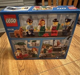 LEGO 60136 City Police Starter Set New Sealed