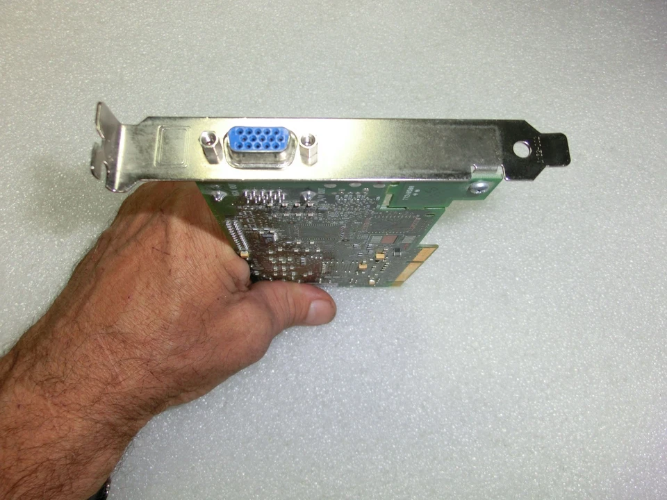 DIAMOND VIPER V550 T3 16MB AGP 4X RIVA TNT VGA VIDEO GRAPHICS ADAPTER CARD - Image 3 of 3