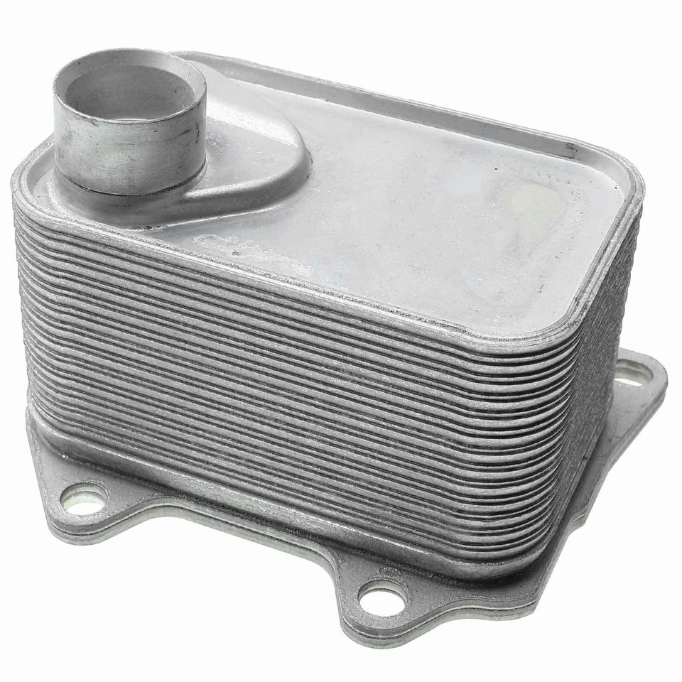 Enfriador de aceite de motor para Audi A3 A4 A5 A6 TT Quattro Q7 S3 Volkswagen Golf Arteon Foto 2 de 4