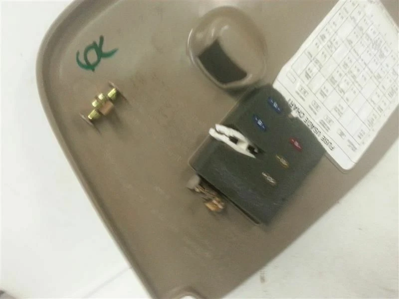 SE ADAPTA A PUERTA FUSIBLE PASAJERO DERECHO SIGLO 97-05 152804 -P11 Foto 4 de 4