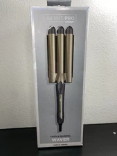 INFINITI PRO CONAIR Triple Barrel Ceramic Salon Hair Waver Beachy Waves Styler