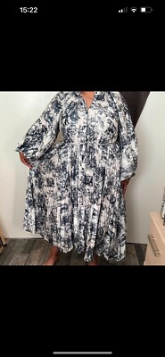layers paris dress A vacation in the south of France Has me in all the moods I'm refreshed though And I'm loving this slip dress with denim lately Layers are always on the