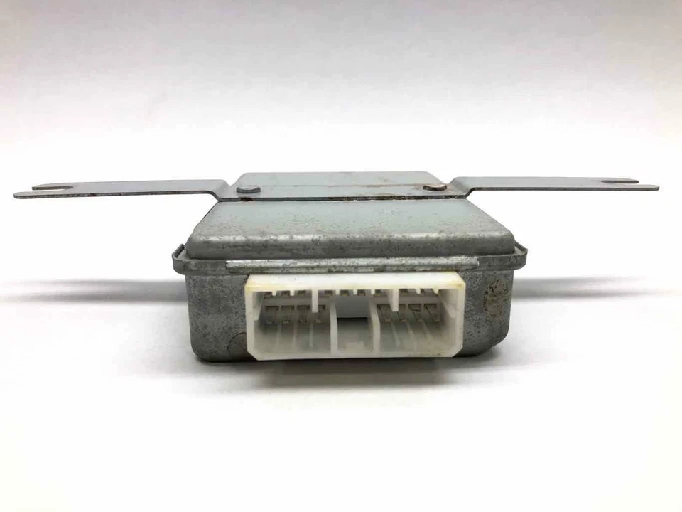 Módulo de control de crucero Suzuki X-90 1996-1998 computadora coincidencia identificación OEM 3393070E00 Foto 4 de 4