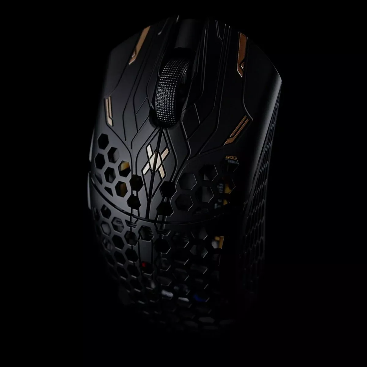 Finalmouse UltralightX Lion (Medium) / Guardian Ultralight X ORDER CONFIRMED