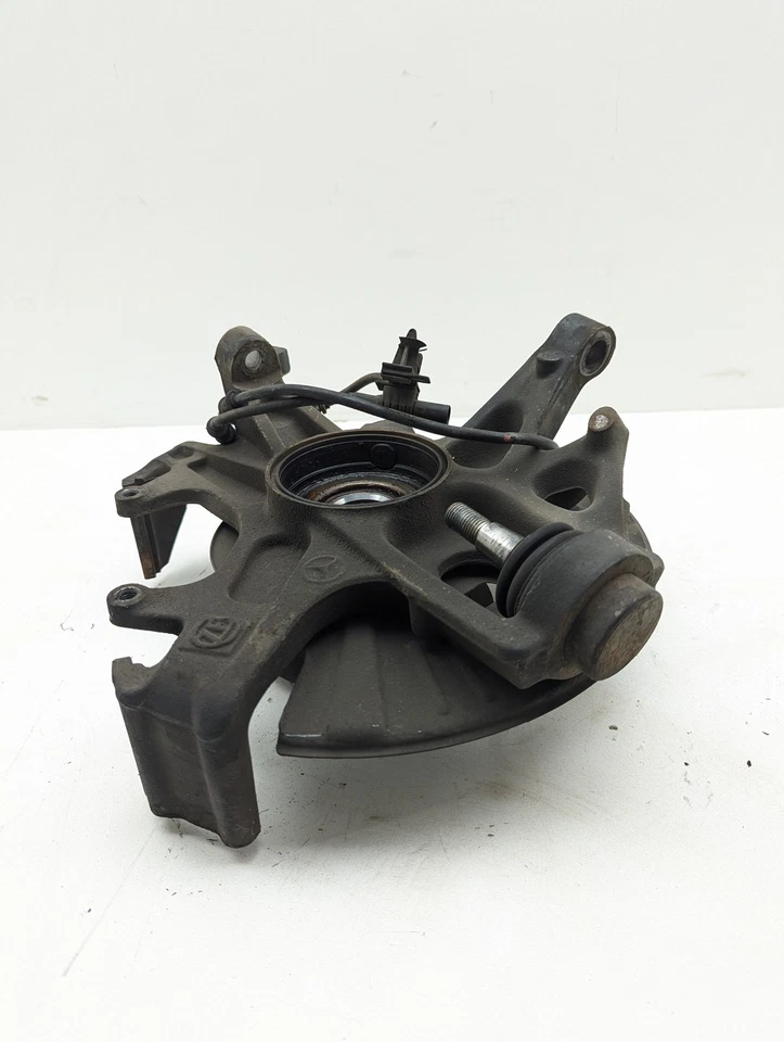 98-05 Mercedes W163 ML320 Delantero Derecho Pasajero Lado Husillo Nudillo Foto 3 de 3