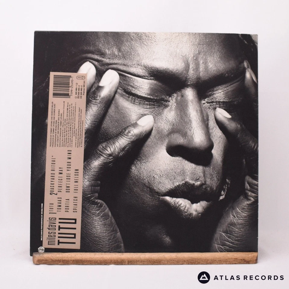 Miles Davis Tutu LP Album Vinyl Record 925 490-1 Warner Bros. Records - EX/VG+ Foto 3 de 4