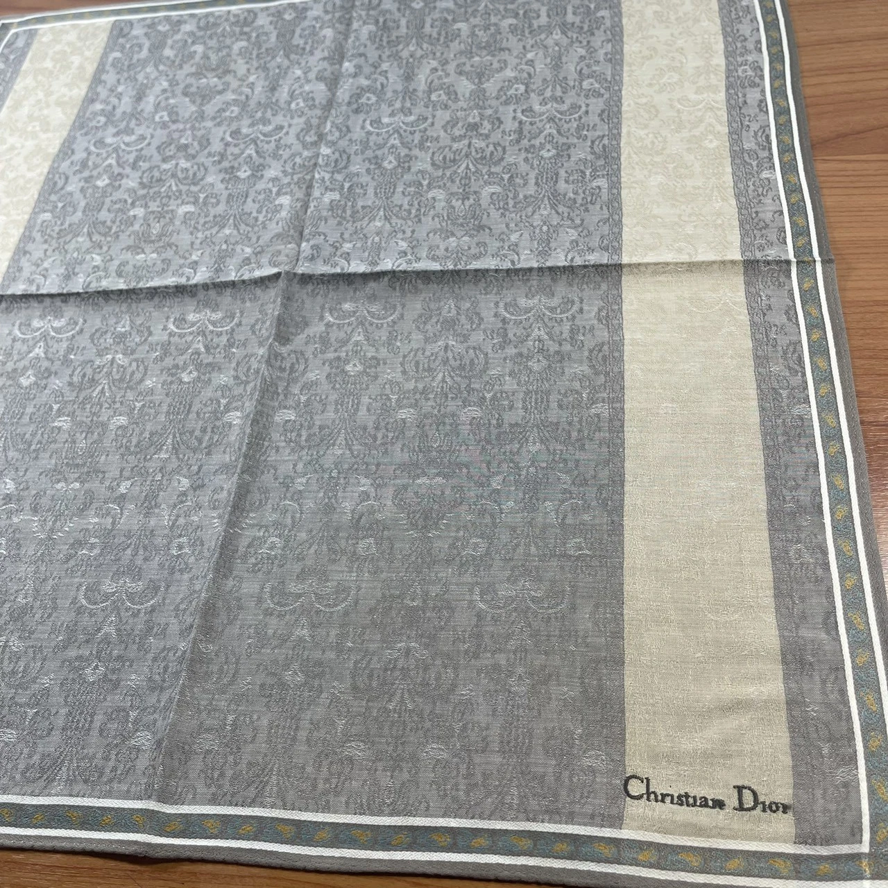 Foulard femme CHRISTIAN DIOR 100% coton imprimé coloré poche carré taille 18
