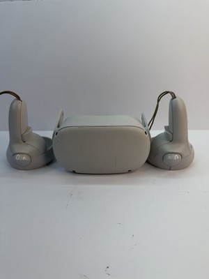 Broken Meta Quest 2 128GB Standalone All-in-One VR Headset KW49CM READ