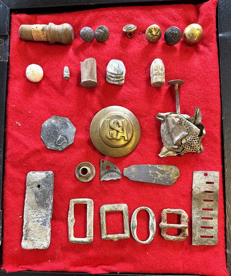 Riker Box w/Civil War Dug Relics Central Virginia Bullets, Buttons ...