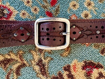 STREETS AHEAD Vintage Made In Italy Leather Belt Fleur de  display picture 1