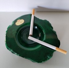 Cendrier traditionnel albâtre vert émeraude sculpté main Mid Century Albaster 