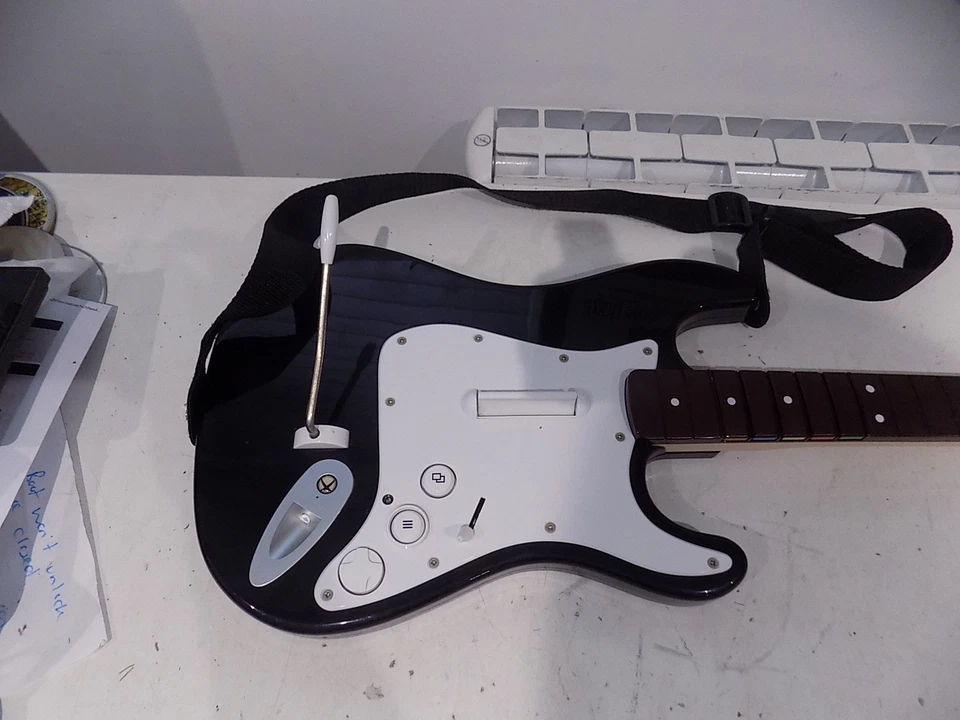 Harmonix Fender Stratocaster Rock Band 4 Wireless Guitar Controller for Xbox One - Image 2 of 4