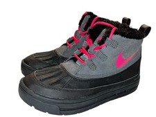 Nike Woodside Chukka ACG Black Pink Boots II Size 4Y Model 859425-001
