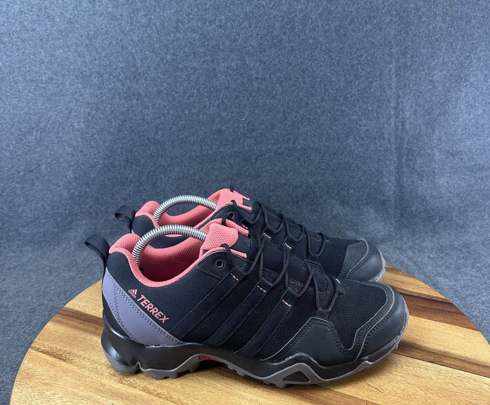Adidas Terrex AX2R Hiking Shoes Women Size 9.5 Black Pink Trail Running Sneakers Adidas Terrex AX2R Hiking Shoes Women Size 9.5 Black Pink Trail Running Sneakers