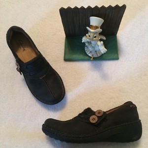 clarks shoes size 7.5