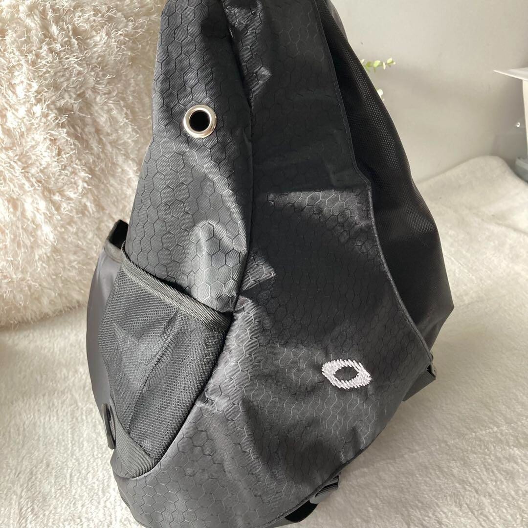 OAKLEY Oakley 00s Y2K One Shoulder Bag Body Bag 17.7*12.2 OAKLEY Oakley 00s Y2K One Shoulder Bag Body Bag 17.7*12.2
