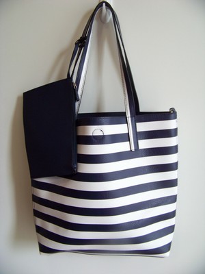 big handbags for college