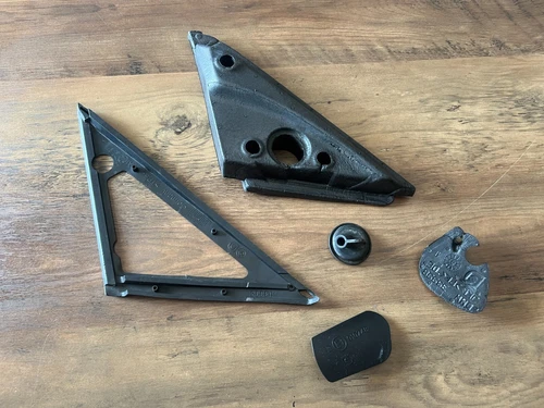 BMW 5 E60 E61 GENUINE RIGHT Mirror Rubber Triangle Foam Cover SET LHD