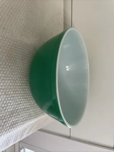 Vintage Pyrex 403 Primary Colors Green Nesting Mixing Bowl 2 1/2 Qt