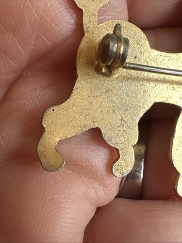Vintage gold toned enamel poodle brooch - Picture 9 of 10