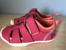 (II) New! Plae girls fisherman sandals size 9 in pink summer