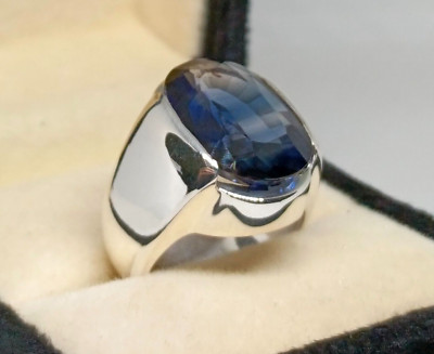 22 Carat Rare Blue Sapphire Sterling Silver 925 Mens Ring