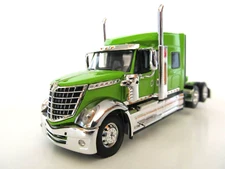 DCP 1/64 SCALE INTERNATIONAL LONESTAR LIME GREEN  (TRACTOR ONLY)