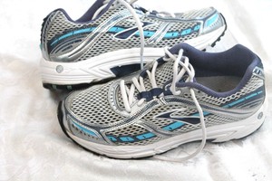 brooks dyad 6