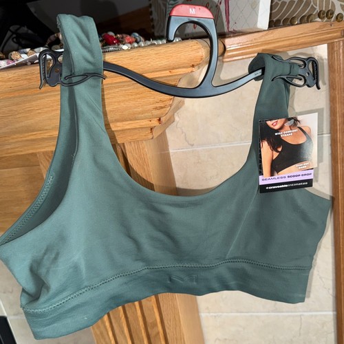 NWT Maidenform Seamless Scoop Crop Bras Size S Olive Green Wide Straps