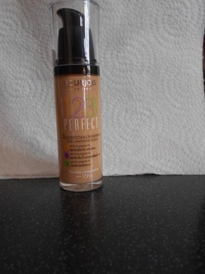FOUNDATION Bourjois 123 Perfect Liquid Foundation 51 Light Vanilla - 3ml