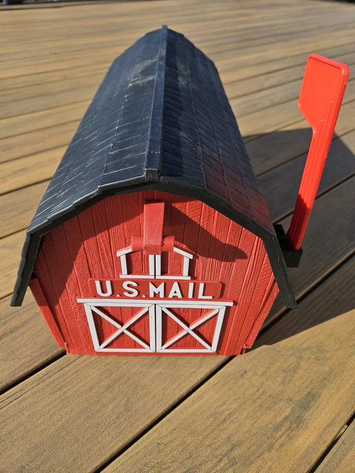 Vintage Rustic Red Barn Mailbox Black Roof Plastic 19.5 x 11 3/4 x 11.5 USA C2 - Image 2 of 4
