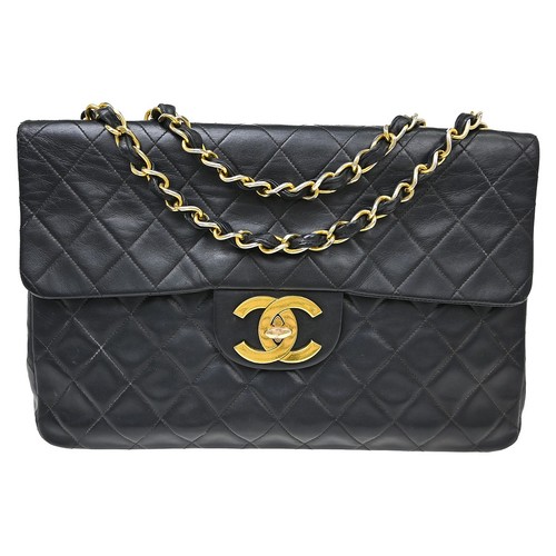 Chanel Black Lambskin Maxi Classic Flap Shoulder Bag KQ01181