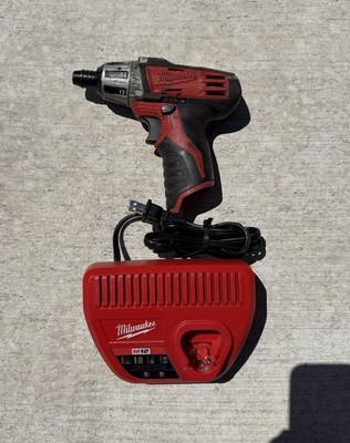 Milwaukee M12 12V 1/4'' Hex Screwdriver 2401-20 Red/Black Tool-Only